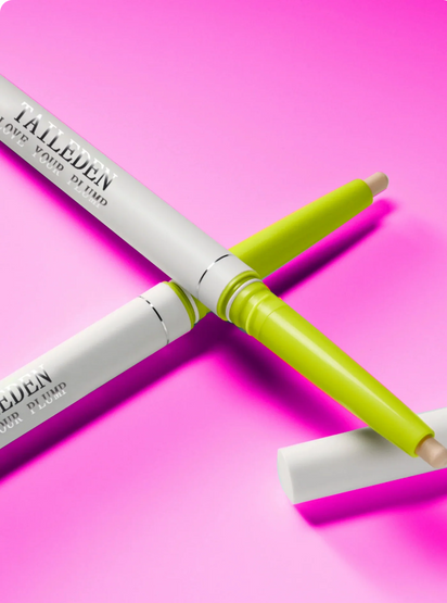 INVISIBLE EXTREME PLUMPING LIP LINER